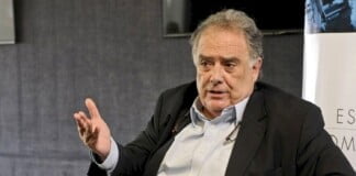 Valdés sostuvo que la ley ómnibus tiene «elementos que son muy convulsionantes para la sociedad» Valdés sostuvo que la ley ómnibus tiene "elementos que muy convulsionantes para la sociedad"