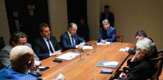 Massa se reunió con funcionarios de EEUU