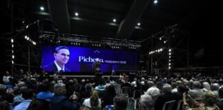 Pichetto: “Vamos a tener que arrodillarnos en el altar del orden fiscal” Pichetto relanza su precandidatura presidencial en Ferro