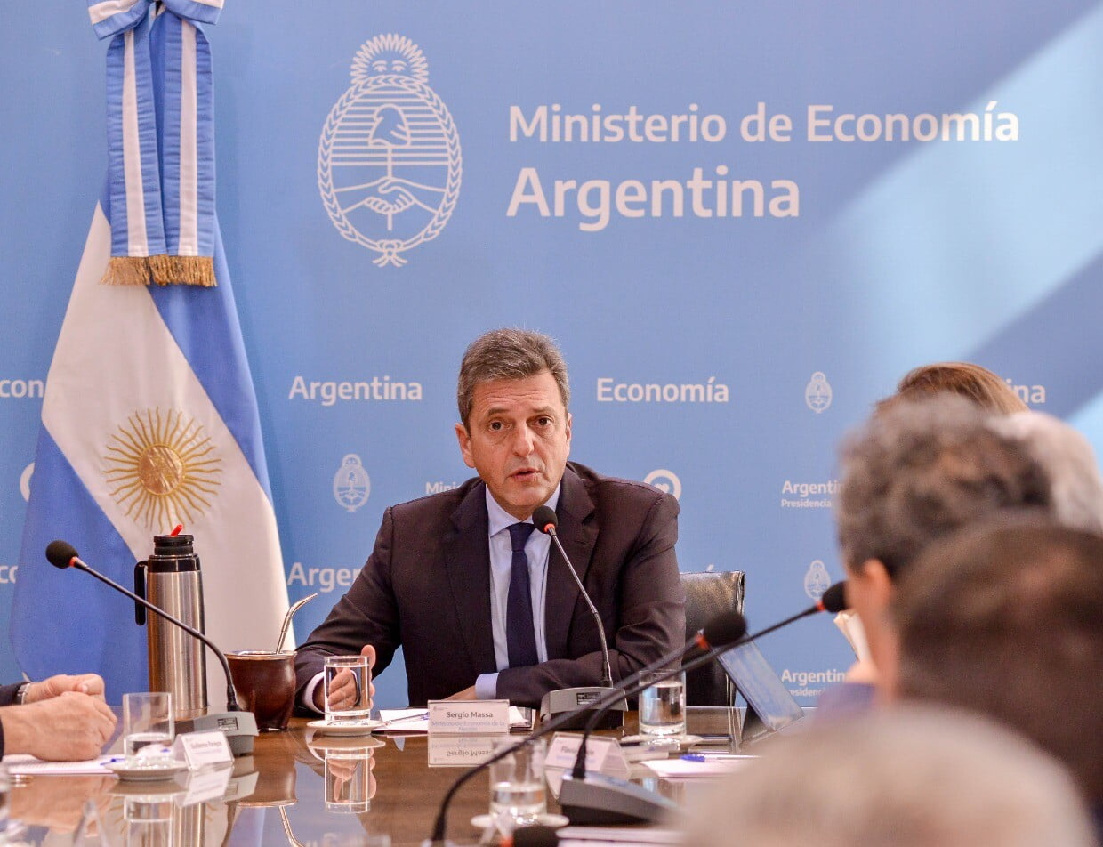 sergio massa economía impuesto a las ganancias