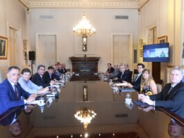 El Gobierno no descarta "ir con candidato único"