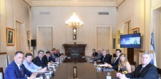 El Gobierno no descarta «ir con candidato único» El Gobierno no descarta "ir con candidato único"