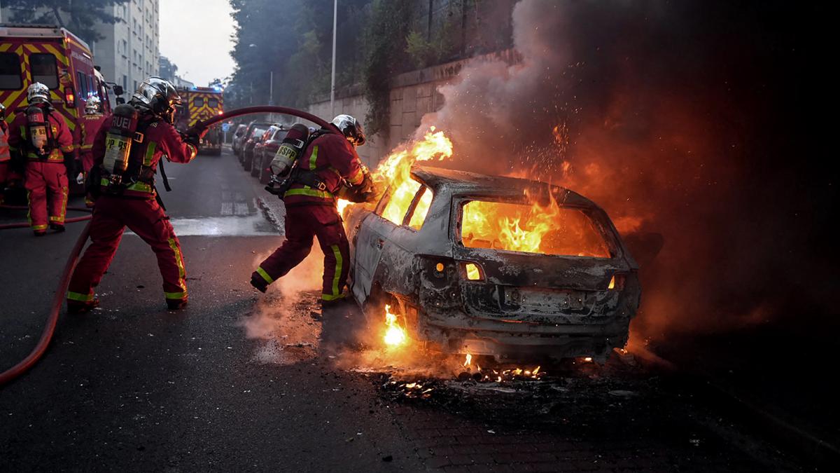 Madrugada de disturbios en Francia por un caso de gatillo fácil