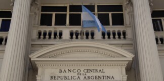 El Banco Central mantuvo en 97% la tasa de interés de los plazos fijos