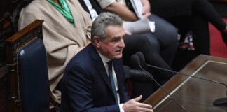 Agustín Rossi: «La no respuesta de Adorni significa consolidar esa duda que tienen la mayoría de los argentinos» Agustín Rossi