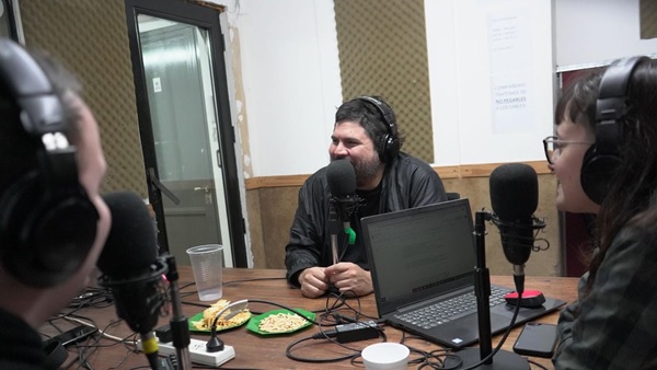 Santi Motorizado confirmó que habrá un crossover con Wos
