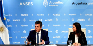 Massa anunció créditos para jubilados de hasta $400.000 Massa anunció créditos