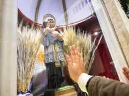 Miles de fieles en la celebración de San Cayetano