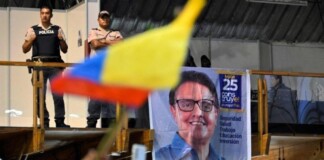 Cierre de campañas con tiros e intimidaciones en Ecuador Cierre de campañas con tiros e intimidaciones en Ecuador