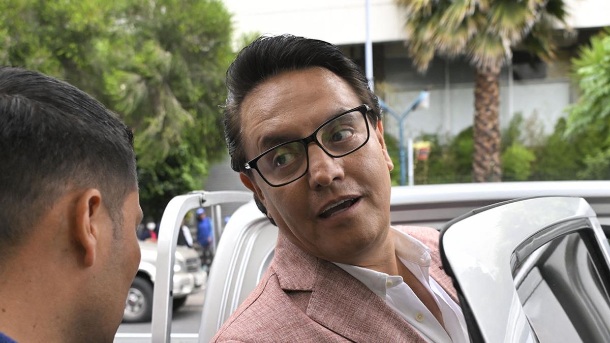 Fernando-Villavicencio Asesinaron a Fernando Villavicencio, candidato presidencial en Ecuador