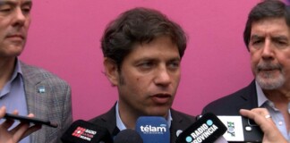 Kicillof recibe a intendentes radicales en la Casa de Gobierno Kicillof recibe a intendentes radicales en la Casa de Gobierno