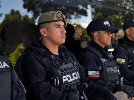 Lasso ordenó al Ejército de Ecuador ocuparse de la seguridad de los candidatos