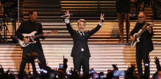Espectacular primer show de Luis Miguel Espectacular primer show de Luis Miguel