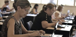 Economía amplió en $1.000 millones el cupo para el programa Emprender Mujeres Ampliaron en $ 1.000 millones el cupo presupuestario del Programa Emprender Mujeres