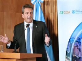 Para Massa, en octubre se elige entre "un país en desarrollo" o " la lógica de la selva"
