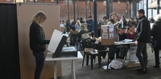 Presentaron más de 20 denuncias contra el gobierno porteño por el voto electrónico