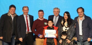 El Gobierno entregó la vivienda número 125 mil de la gestión