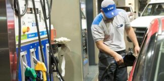 YPF se sumó al adelanto de la suba de combustibles, que se preveía para después de las PASO Nafta