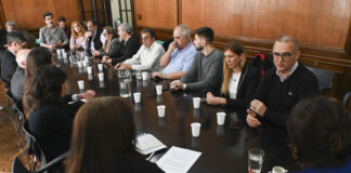 Los estatales acordaron otro aumento del 23,2% acumulativo por dos meses