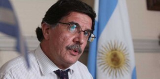 Sileoni afirmó que Milei no pudo defender su propuesta de voucher educativo porque «hace agua» Sileoni