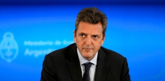 Massa, Schiaretti y Petri exponen sus propuestas para las pymes en un encuentro de CAME Massa