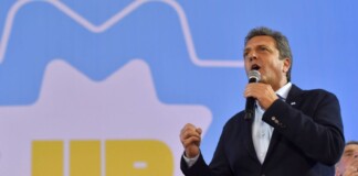 Massa viaja a La Rioja para continuar con su gira federal Massa viaja a La Rioja para continuar con su gira federal