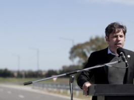 Kicillof: "No venimos con motosierra o dinamita, sino con obras, hospitales, escuelas y rutas"