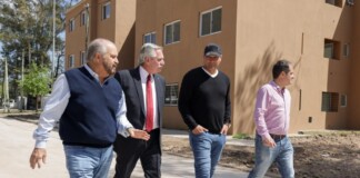 Ezeiza: Maggiotti, Fernández y Granados recorrieron 252 viviendas que se construyen con fondos nacionales