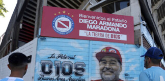Festejos maradonianos en Argentinos Juniors