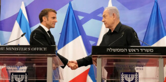 Macron visita Israel y aboga por combatir a Hamas y crear un Estado palestino Israel