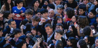 Massa: «Rebeldía hoy es animarse a debatir cómo es el nuevo sistema educativo» Massa llamó a debatir un nuevo sistema educativo