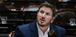 “A Milei en algunas cosas lo vamos a apoyar y en otras le pondremos límites”, afirmó Angelini “A Milei en algunas cosas lo vamos a apoyar y en otras le pondremos límites”, afirmó Angelini