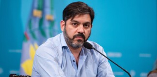 Carlos Bianco: «Muchos sectores que no comulgan con las propuestas de Milei y están moralmente mucho más cercanos a nuestro proyecto» Bianco