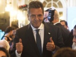 Massa, ante empresarios: "Quiero ser el presidente que entierre la grieta"