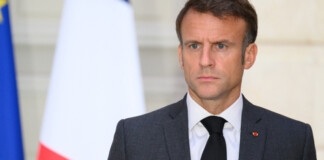 Macron se opone a la utilización del lenguaje inclusivo: «El masculino es lo neutro» Emmanuel Macron se opone a la utilización del lenguaje inclusivo: "El masculino es lo neutro"