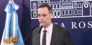 Adorni anunció que la reducción de subsidios se hará efectiva a partir del 1 de enero Subsidios