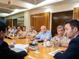 Luis Petri se reunió con jefes de las Fuerzas armadas
