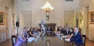 Primera reunión de Gabinete de Milei con eje en el «descalabro de la economía» Primera reunión de Milei con su gabinete de ministros