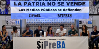 Organizaciones y sindicatos presentaron acciones contra el DNU DNU