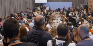 Diputados opositores pausan el debate de la ley «Bases» para buscar acuerdos Bases