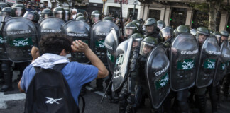 Marchas, bocinazo y festival cultural en contra del DNU y la ley ómnibus