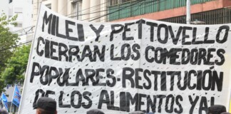 Tensión en Puente Pueyrredón: La policía no permite el paso de los manifestantes manifestantes