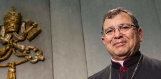 Caritas plantea que el Gobierno «tiene que recapacitar» Caritas