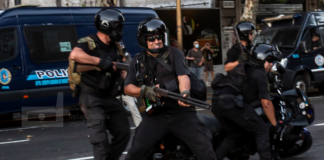 Tercera jornada de protestas y represión fuera del Congreso represión