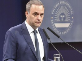 Adorni