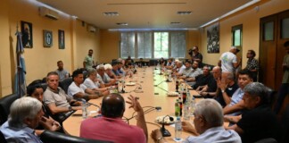 La CGT y gremios de transporte y energía profundizan la lucha contra el DNU y la ley ómnibus cgt