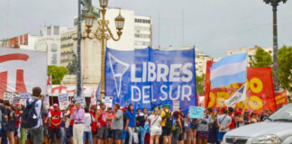 Organizaciones sociales protestan frente a la Secretaría de Trabajo de Nación protesta organizaciones sociales