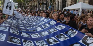 Multitudinaria marcha por la memoria y contra el gobierno negacionista de Milei y Villarruel