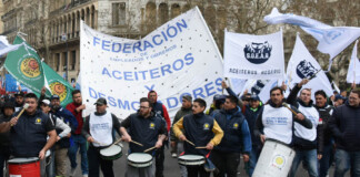 Advertencia de los gremios del sector aceitero: «Si no se respetan los derechos de los trabajadores, habrá huelga nacional» Aceiteros