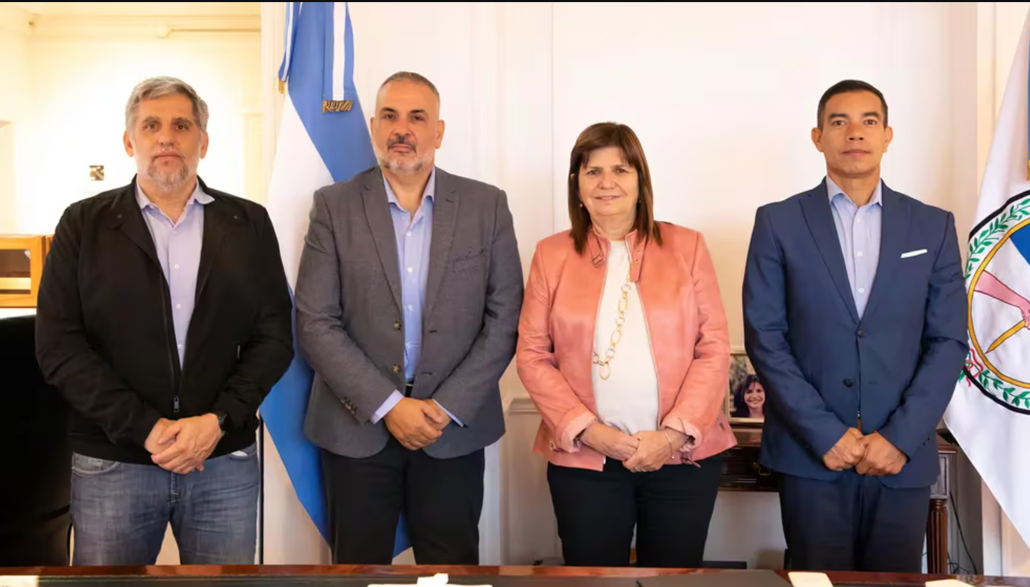 seguridad - bullrich nuevo director del Servicio Penitenciario Federal